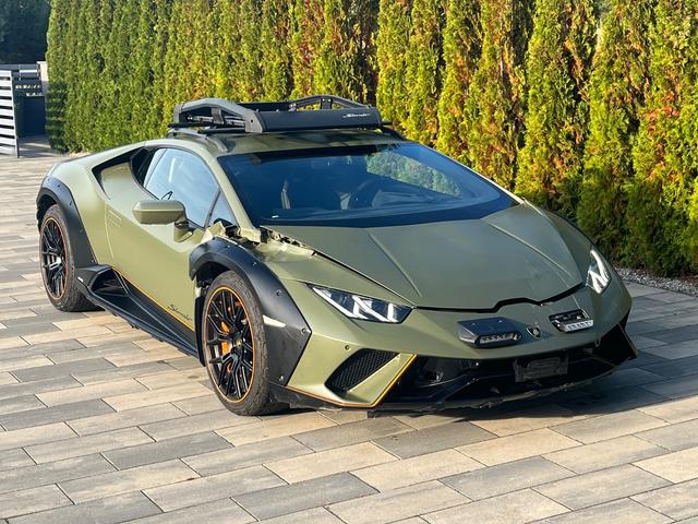 Lamborghini Huracán Sterrato 2024 2K km Light damage.Drives!