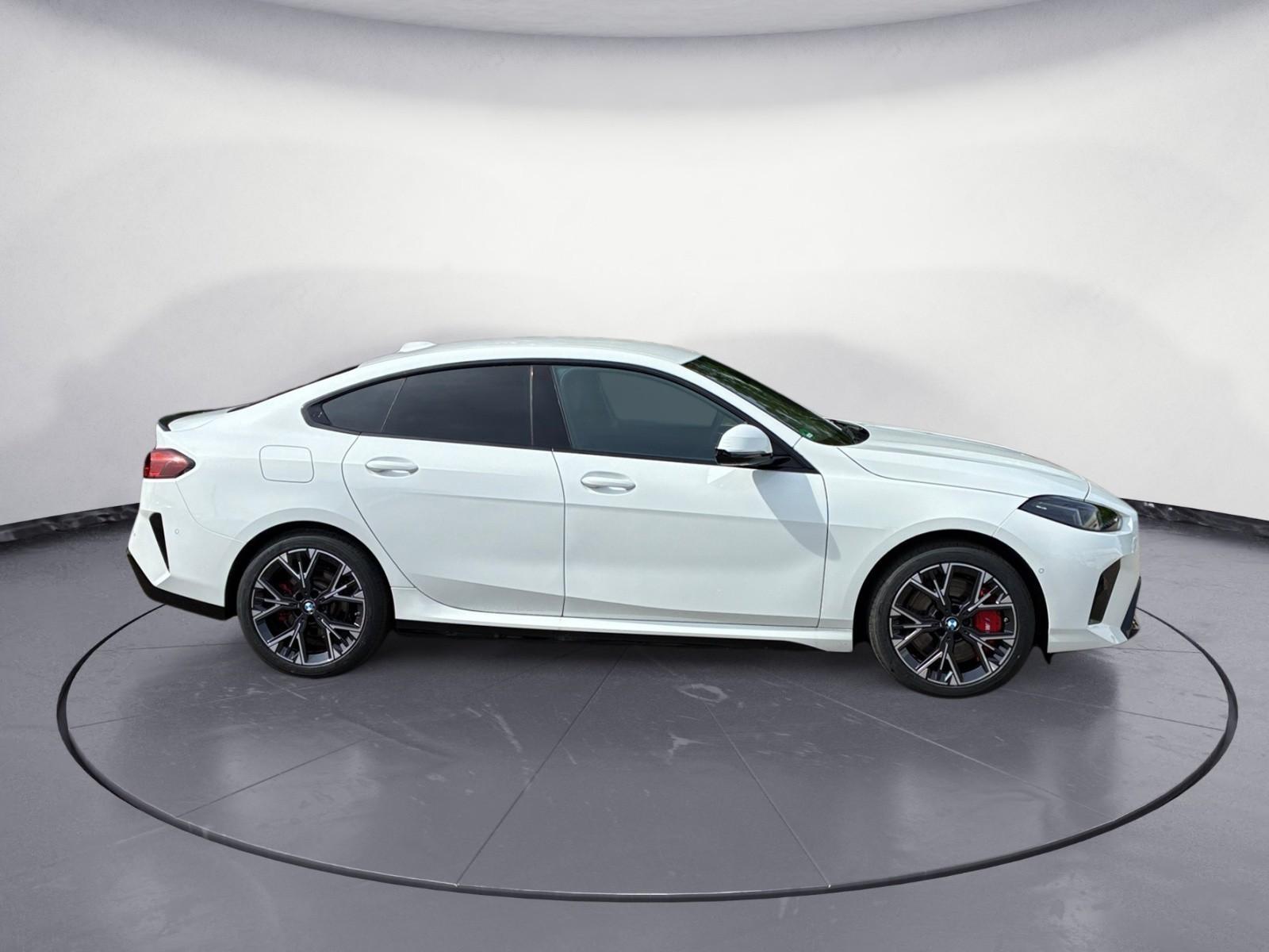 BMW 223 Gran Coupe xDrive Steptronic M SPORT PRO Dri
