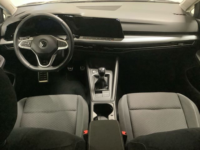 Golf Active TSI 81 kW  AZV, Navi, ACC, kamera