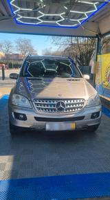 Mercedes-Benz Mercedes ML 280CDI 8-fach bereift - Mercedes-Benz ML 280 in Dortmund