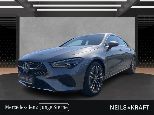 MERCEDES-BENZ CLA 200 Coupé BURM+PROGRESSIVE+AMBIENTE+AHK+KAM
