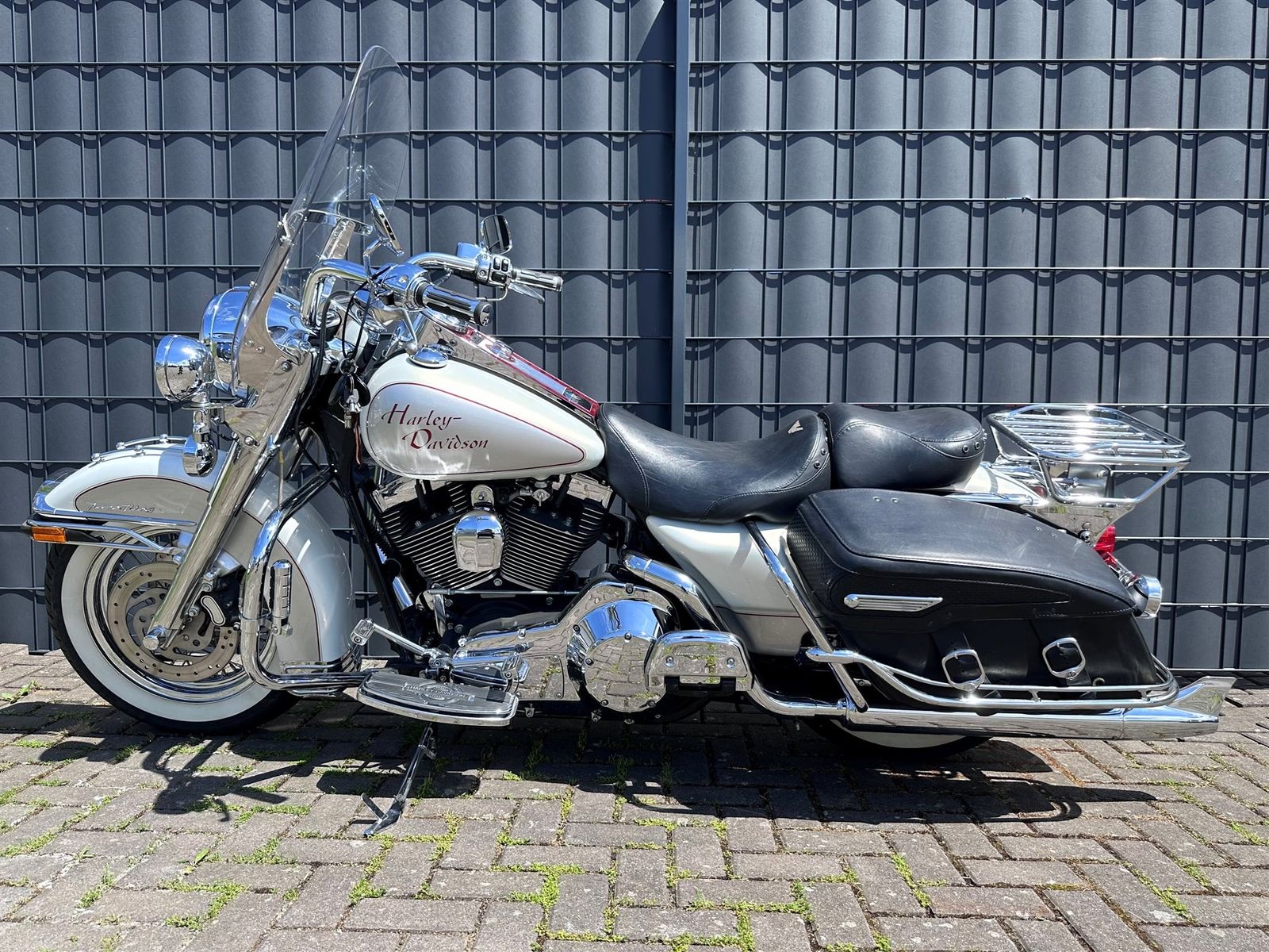 Fahrzeugabbildung Harley-Davidson Touring Road King FLHR FL1