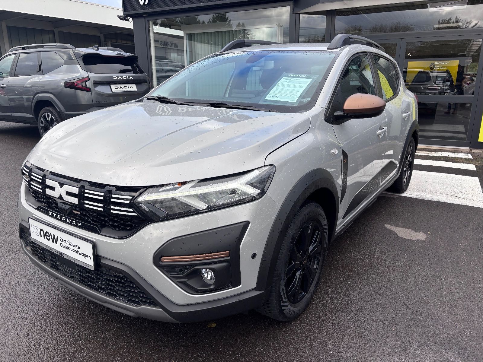 Fahrzeugabbildung Dacia Sandero III Stepway Extreme "AUTOMATIK"