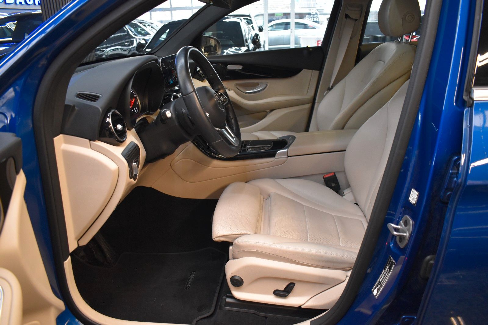 Mercedes-Benz GLC 220 d COUPE 4M*LEDER*GLASDACH*STAND-HZ* foto 7