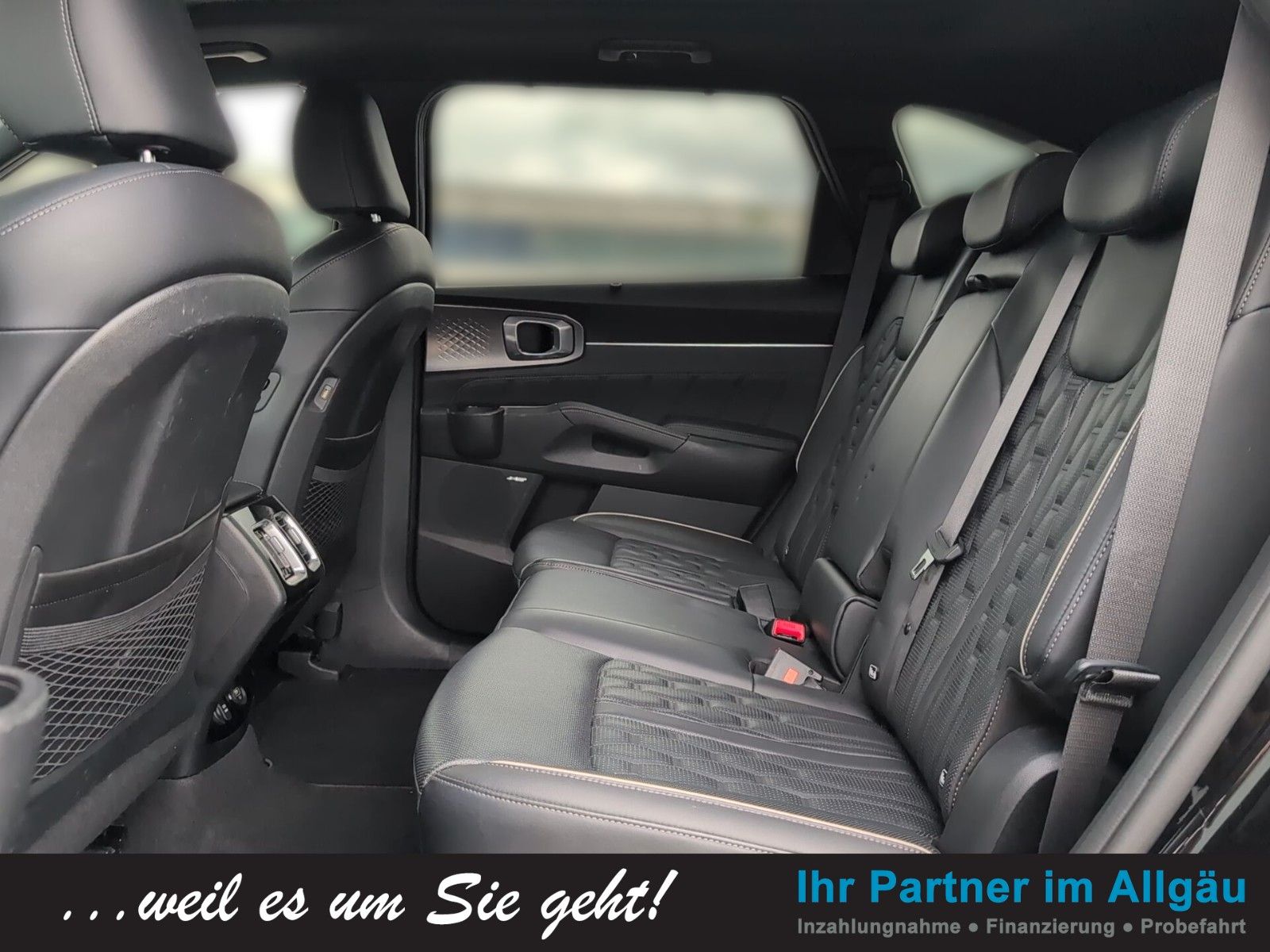 Fahrzeugabbildung Kia SORENTO PHEV 4WD PLATINUM PANO+BOSE+NAV+360+LED+
