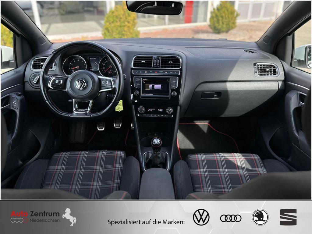 Volkswagen Polo 1.8 GTI NAVI*PDC*LED AZN-Haus-Förderung*