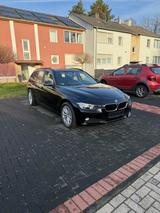 BMW 316i Automatik,1.Hand,AHK,Leder,Scheckheft - BMW 316 in Essen
