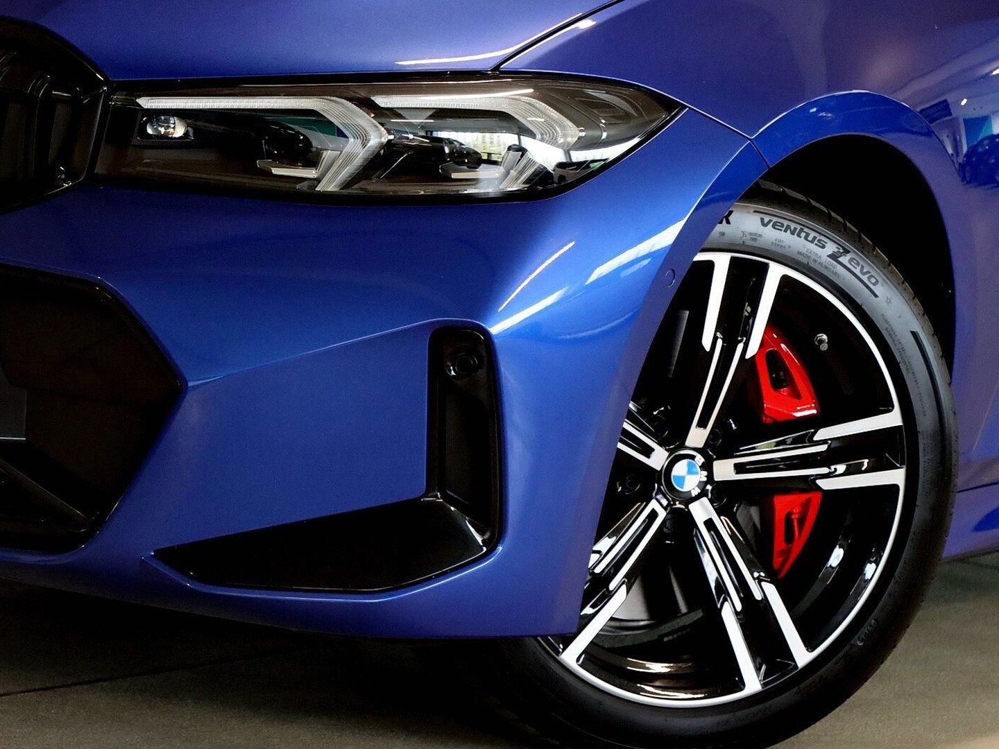 BMW 318i Touring M Sportpaket M Pro >>>Black Sale<<< foto 4
