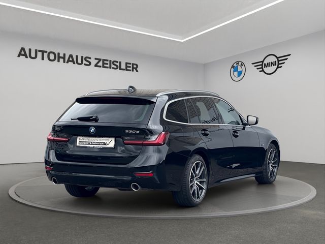 Foto Nummer 2: BMW 330e xDrive
