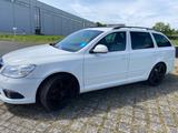 Skoda Octavia Combi 2.0 TFSI RS RS - Skoda Octavia aus 2009: RS