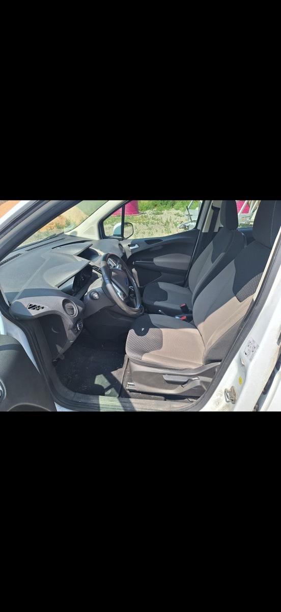 Ford Courier 2014 — photo 6