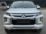 Mitsubishi L200 Plus Club Cab 4WD - Mitsubishi L200 in Frankfurt (Main)