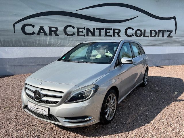 Mercedes-Benz B 180*1 Hand*Xenon*Kamera*Navi*PDC*Assist*