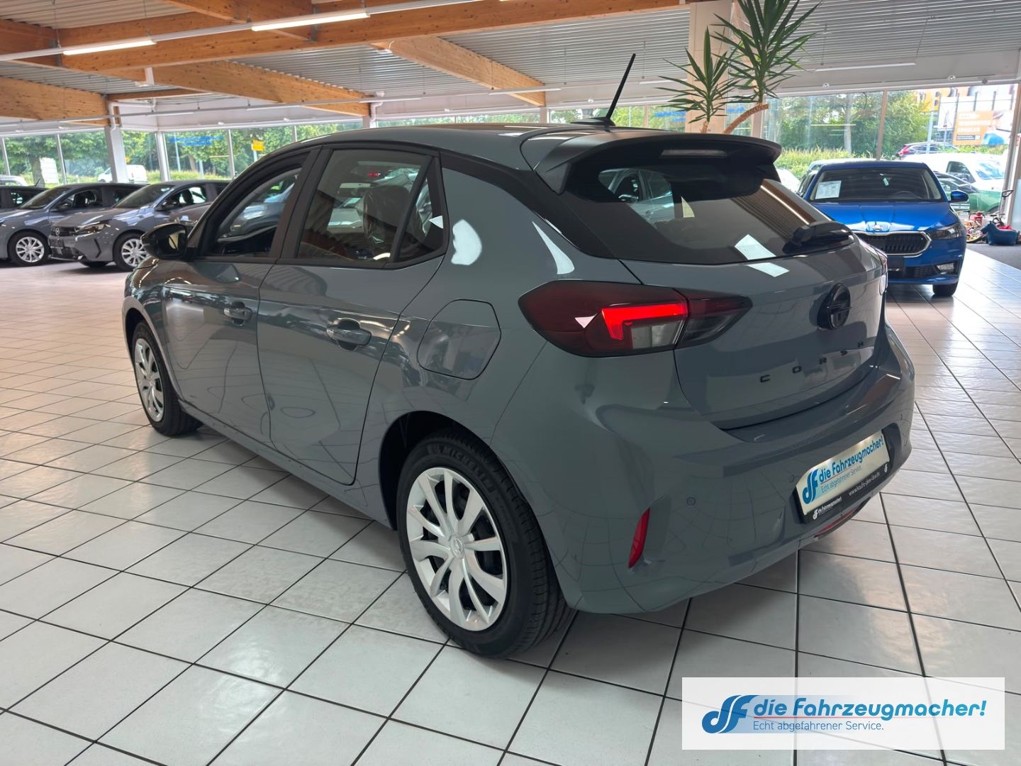 Fahrzeugabbildung Opel Corsa-e F e Edition Digitales Cockpit LED Apple