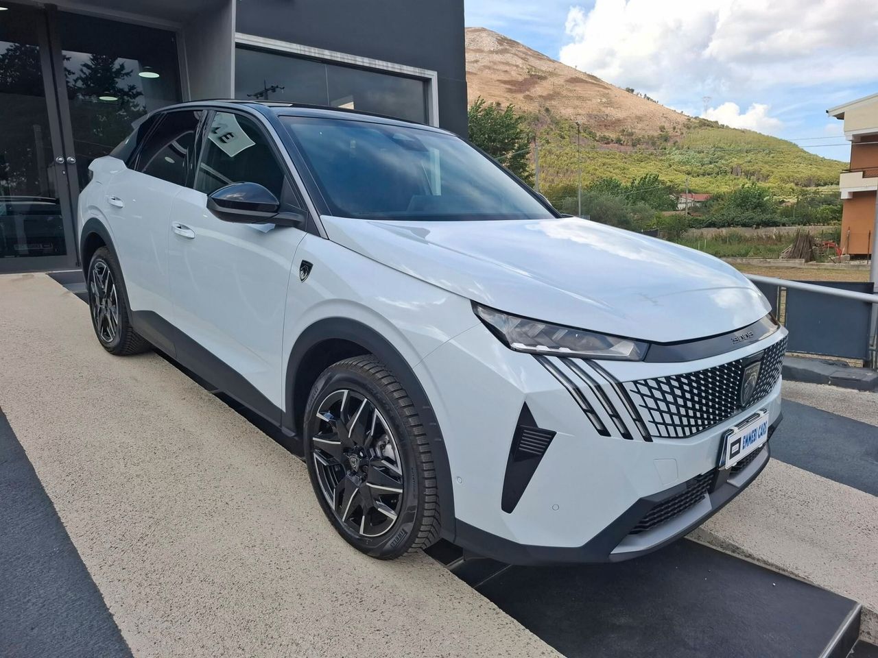 Other PEUGEOT 3008 1.2 BENZINA/HYBRID 136 CV GT imagem 3