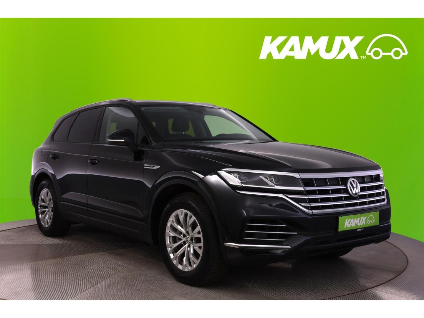 Volkswagen Touareg 3.0TDI V6 Tiptronic+LED+NAVI+AHK+LEDER