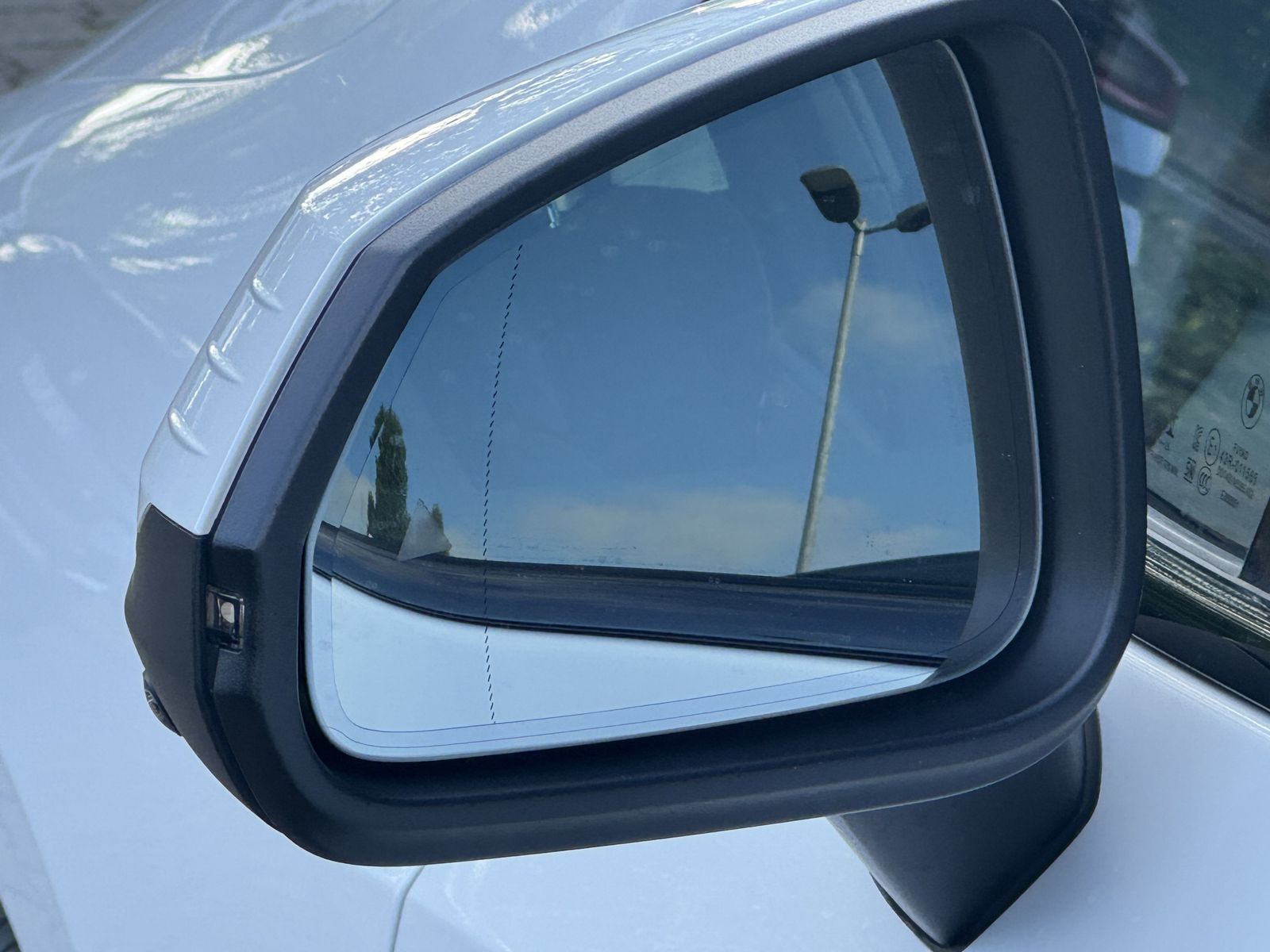 BMW 223 Active Tourer - Bild 14