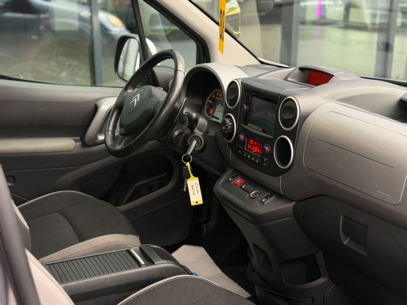 Berlingo Selection 1.6 Blue-HDI Autom.