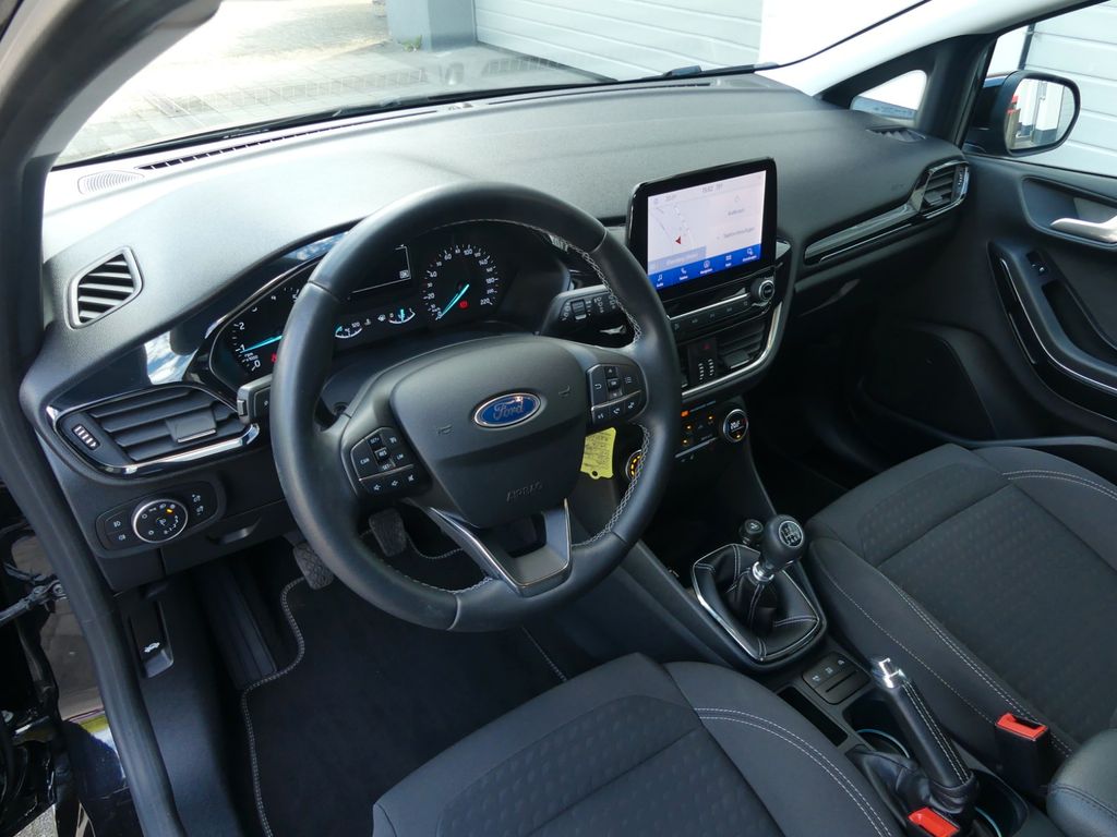 FORD Fiesta Titanium FORD Fiesta Titanium