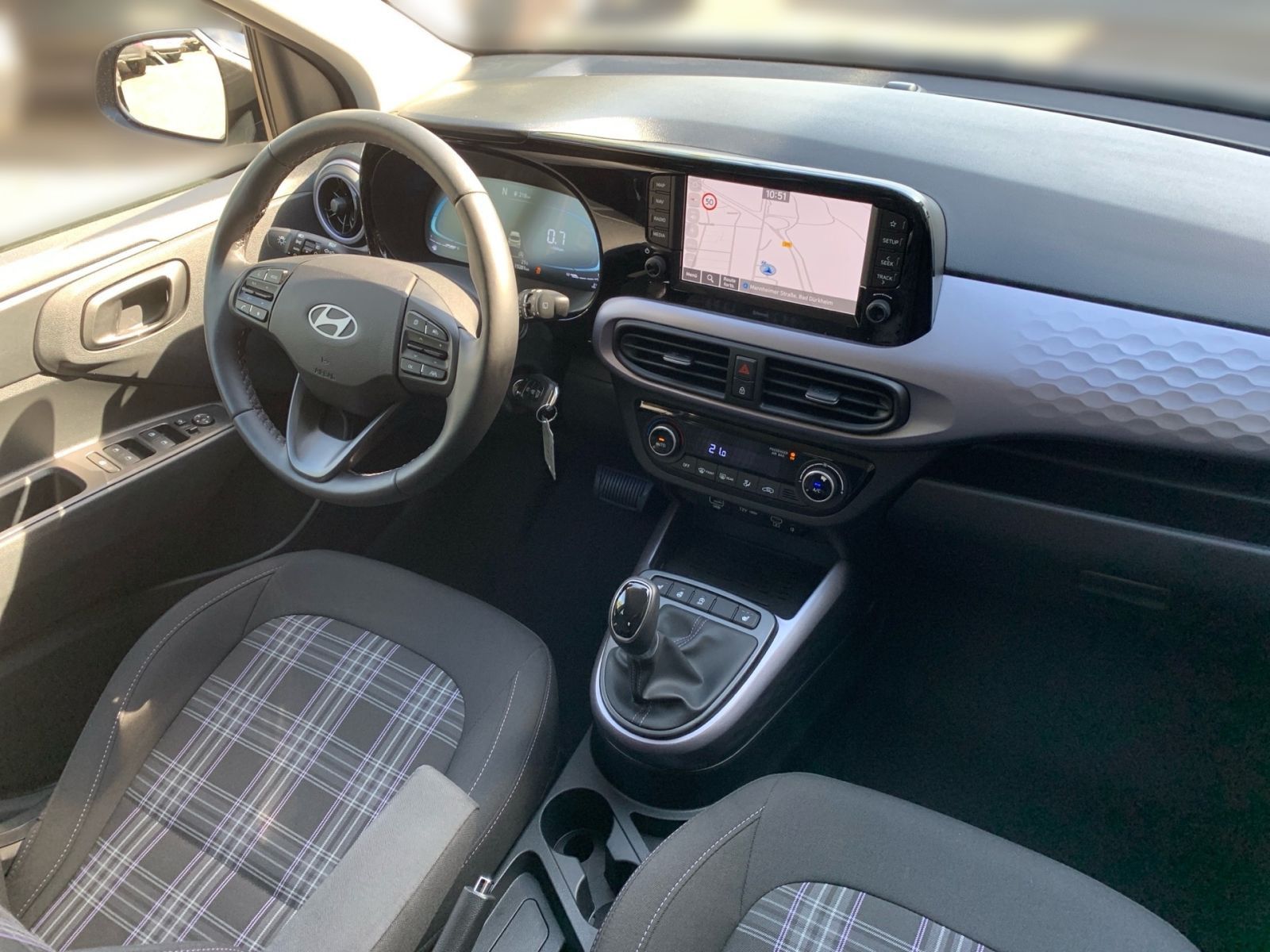 Fahrzeugabbildung Hyundai i10 1.2 Prime Automatik Navi