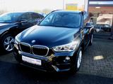 BMW X1 xDrive 20 i Sport Line Steptronic Top - BMW X1: Beheizbares Lenkrad