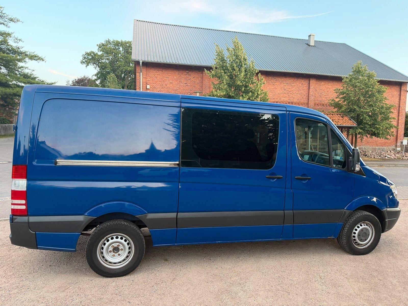 Mercedes-Benz Sprinter 2012 — photo 13