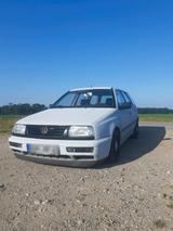 Volkswagen Golf 3 1.9tdi Vento Front - Volkswagen Vento aus 1996