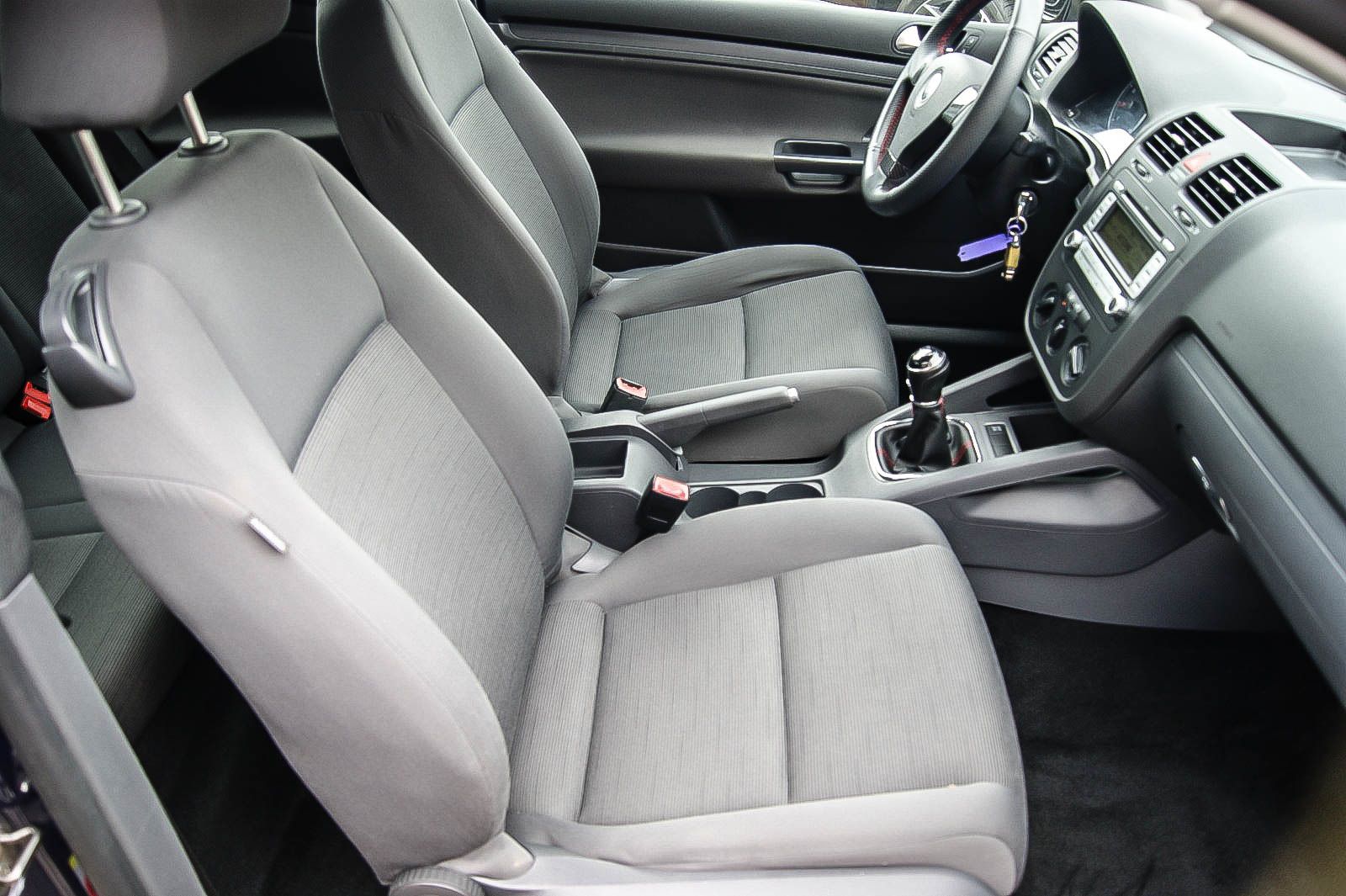Fahrzeugabbildung Volkswagen Golf V 1.4 Trendline KLIMA ANHÄNGERKUPPLUNG PDC