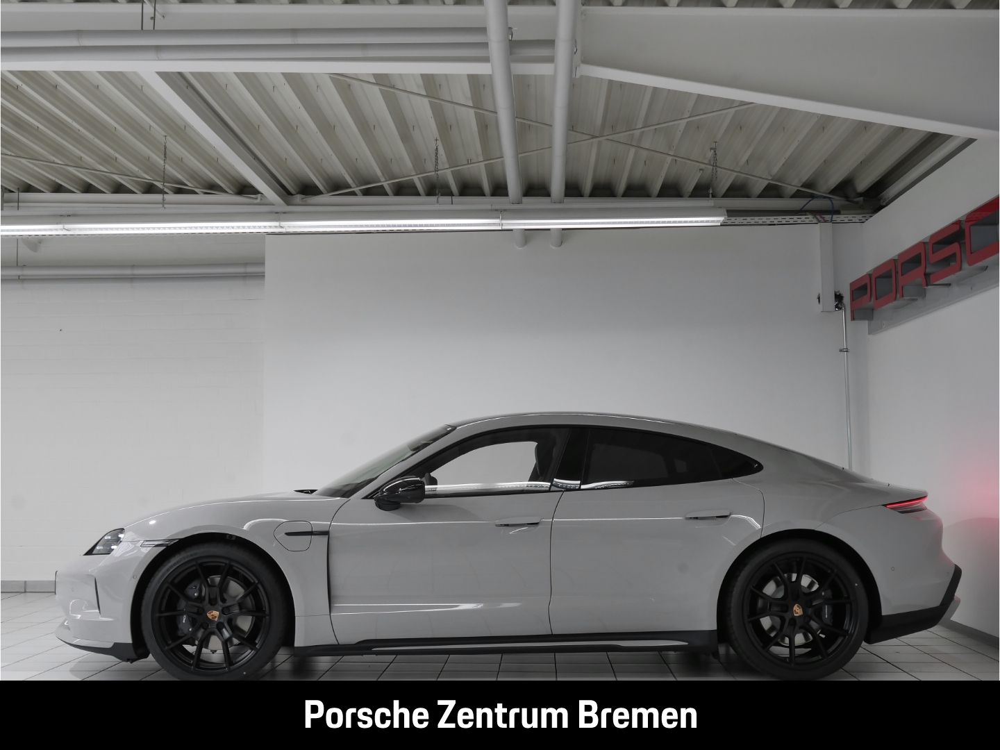 Porsche Taycan 4 Black Edition Head-Up Display HD Matrix imagem 2