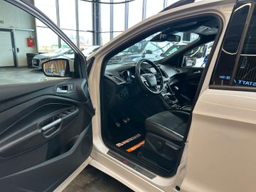 Ford Kuga ST-Line *Xenon*Leder*Navi*Kamera*