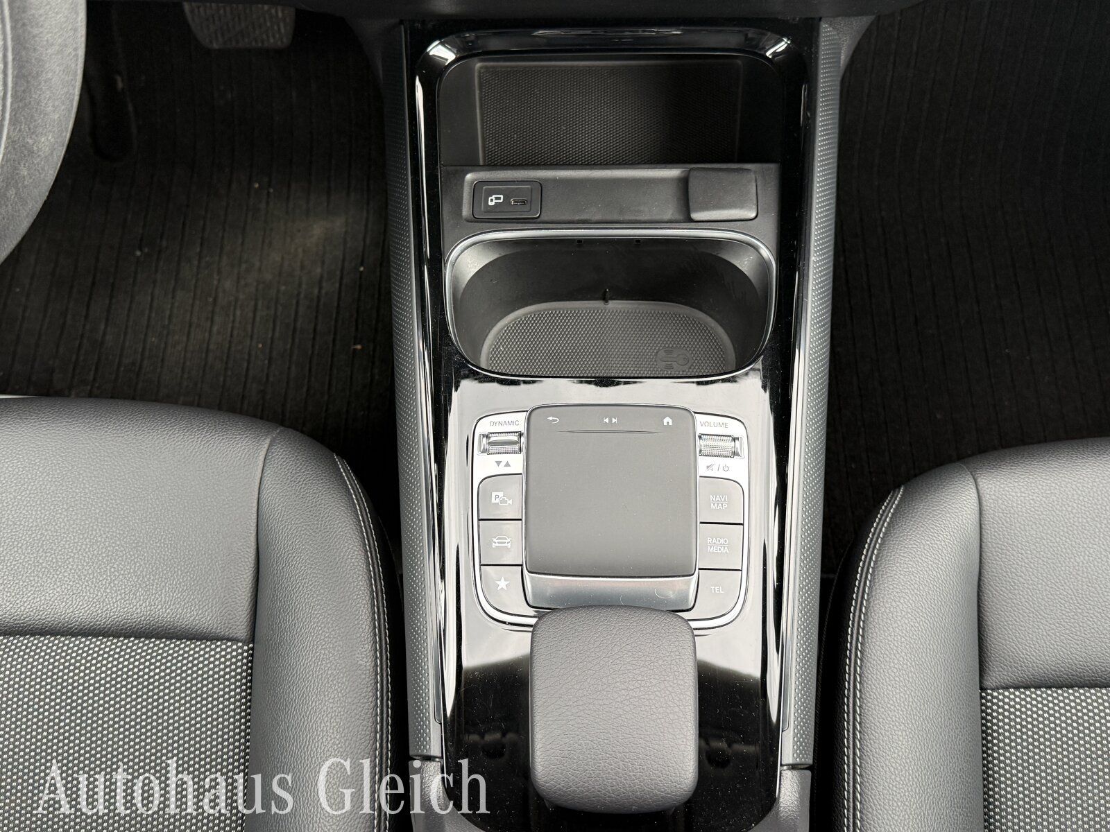 Fahrzeugabbildung Mercedes-Benz B 180 d (EURO 6d-TEMP) Navi/Autom./Klima/Sitzhzg