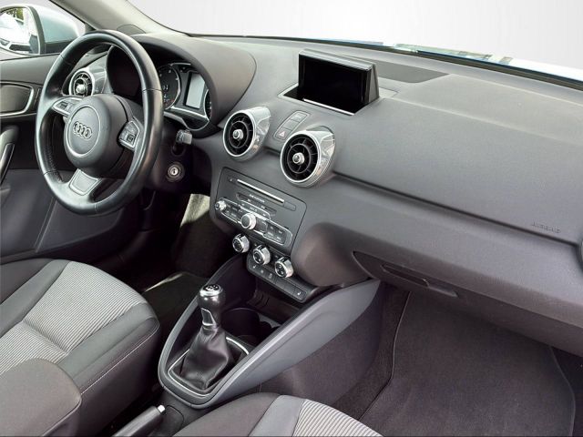 A1 1.6 TDI DESIGN PDC+SHZ+BT