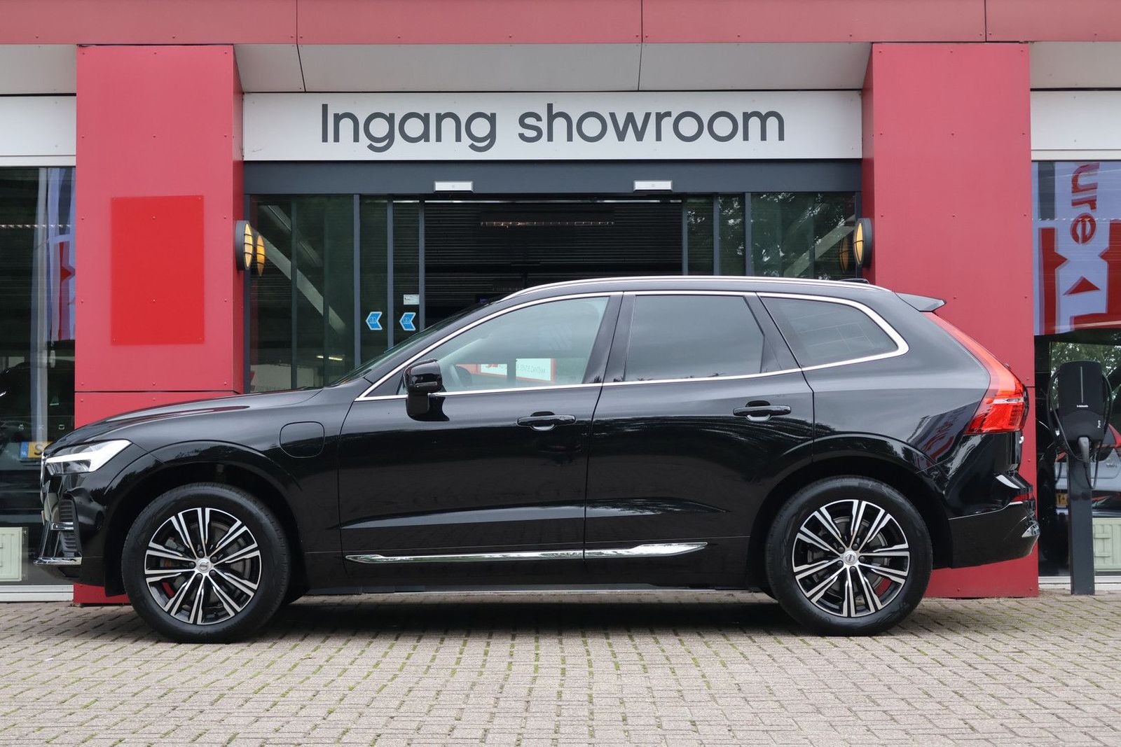 Volvo XC60 2.0 T6 Plug-in hybrid AWD Inscription | Ori imagem 2