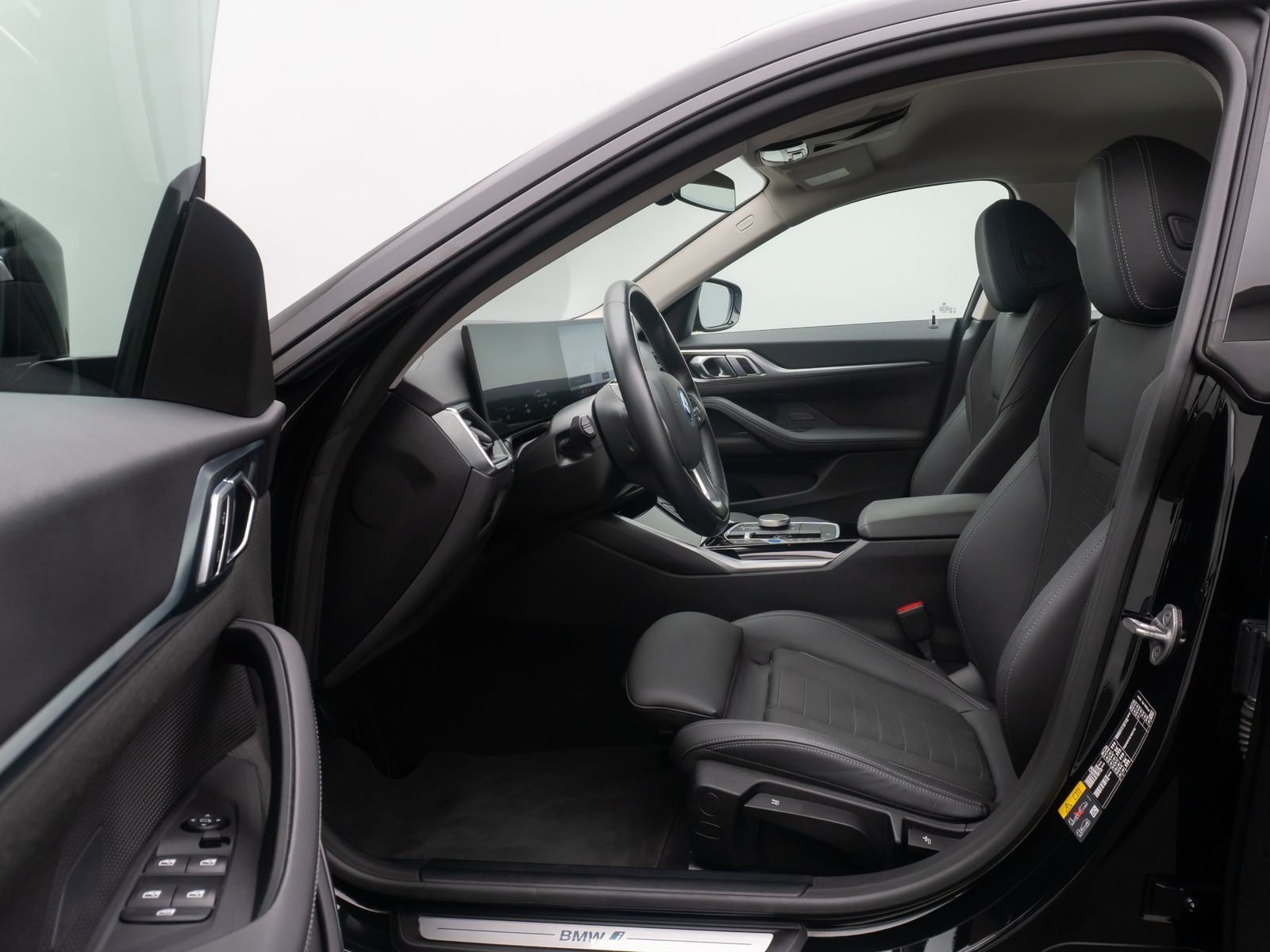 Fahrzeugabbildung BMW i4 eD35 Gran Coupe DAB Kamera Cockpit+ Widscreen
