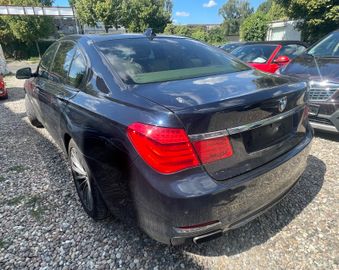 BMW 740 - 3