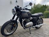 Triumph Bonneville T120 Custom