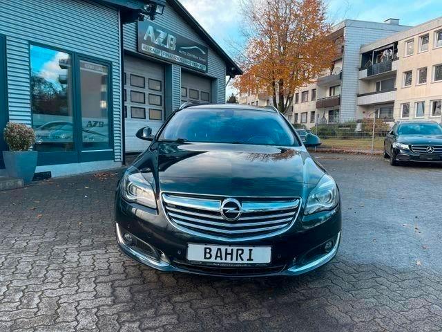 Opel Insignia 2015 — rear view