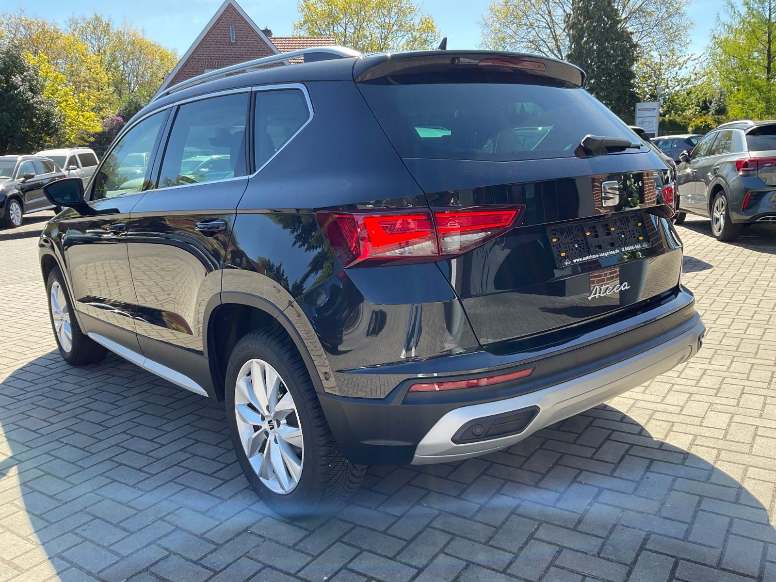 Fahrzeugabbildung SEAT Ateca 1.5 TSI Xperience DSG,LED,Kamera,Navi,GJR