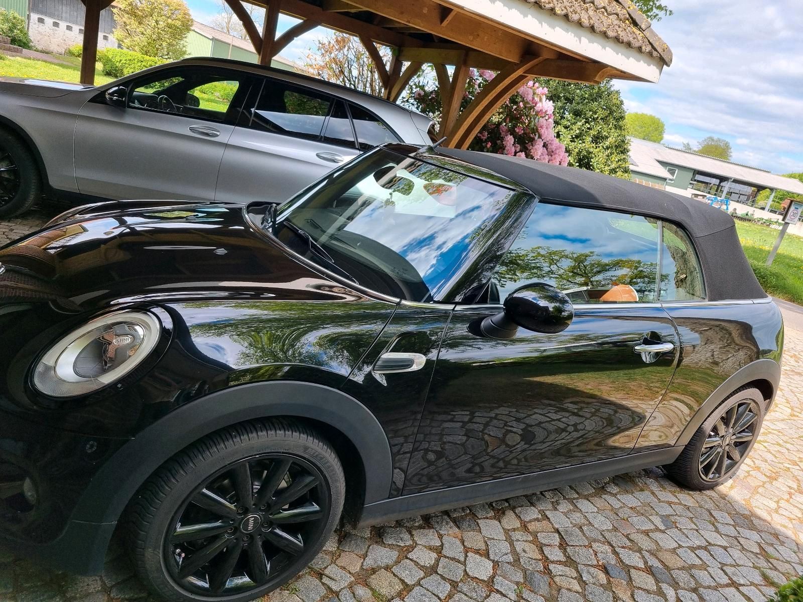 MINI Mini Cooper Cabrio Automatik Vollleder Nav...