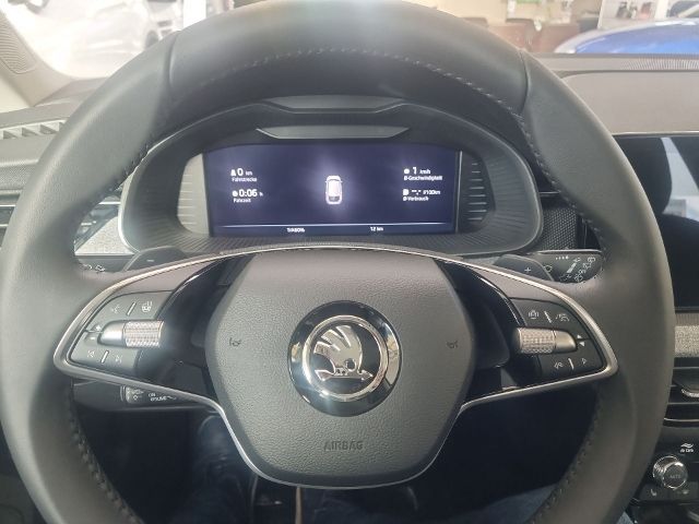 Fahrzeugabbildung SKODA Scala 1.0 TSI DSG Selection NAVI MATRIX-LED PLA