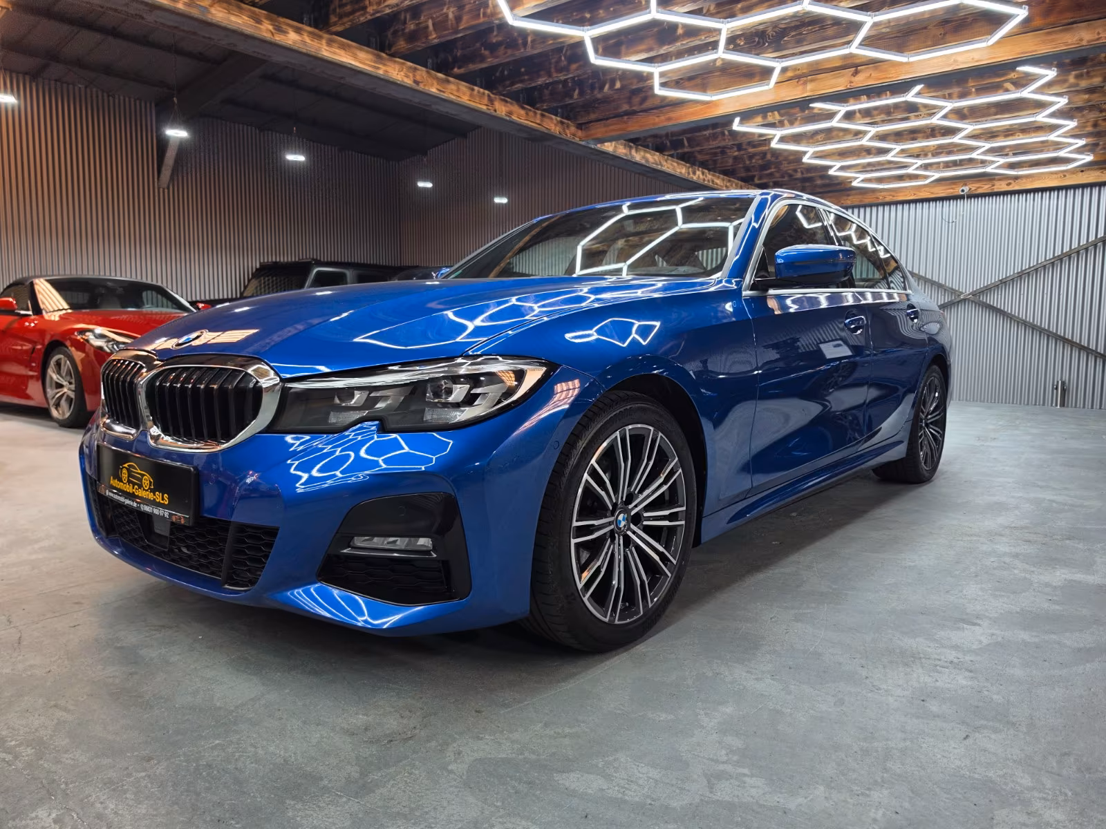 BMW 320 i xDrive M Sport/Head-Up/Driving-Assistant