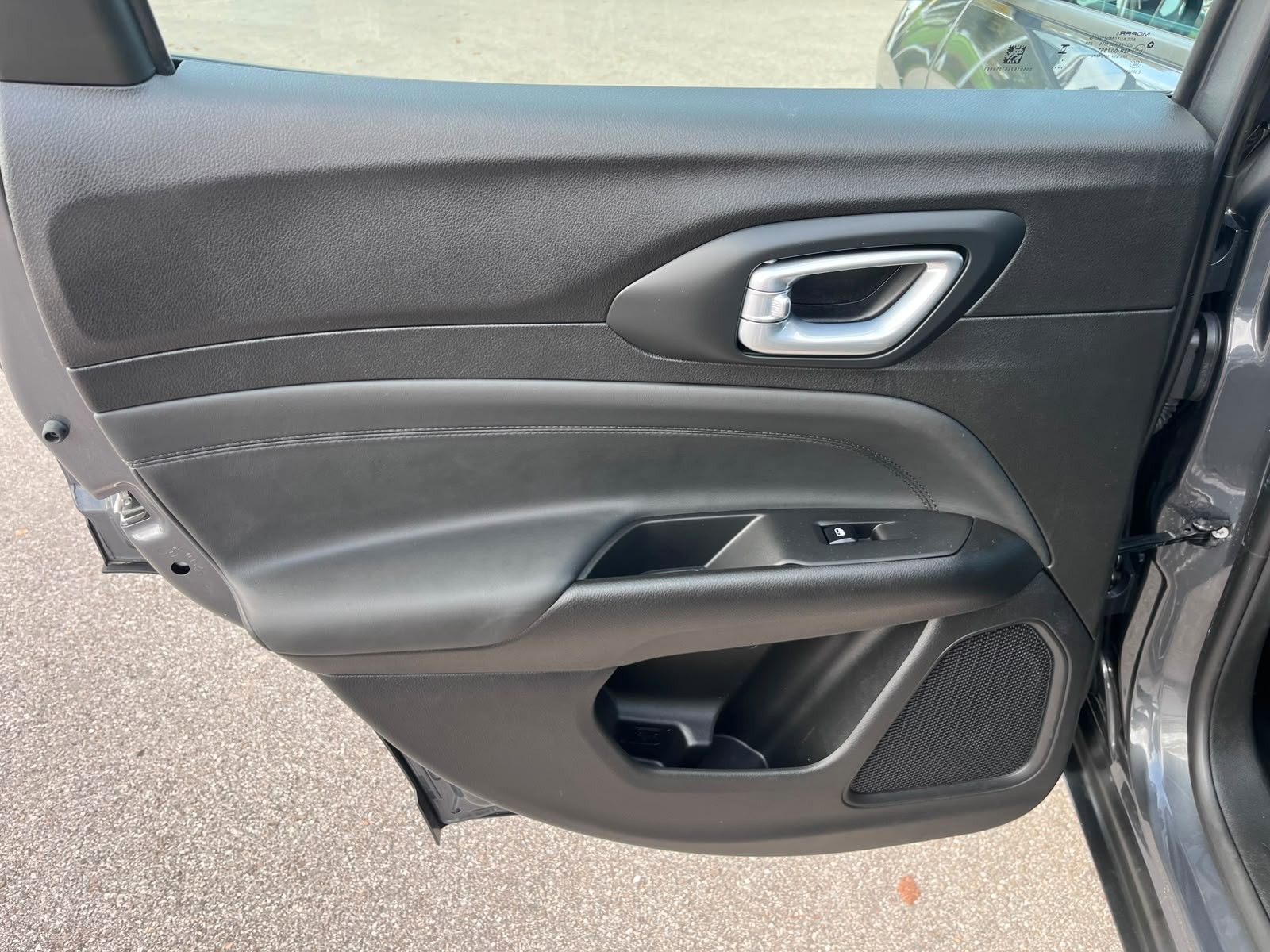 Fahrzeugabbildung Jeep Compass Altitude Teilleder digi Navi uvm