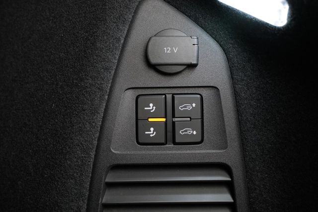 Volkswagen Touareg 3.0TDI 4Motion AHK StdHz Luft Keyless  L