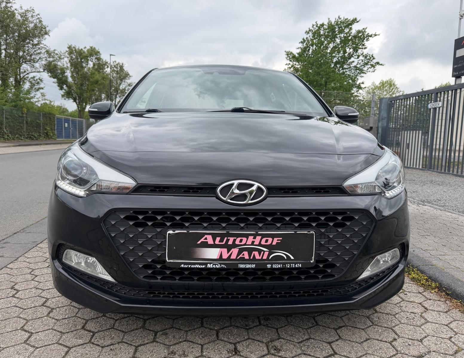 Hyundai i20 Classic/TÜV Neu/5Türer/PDC