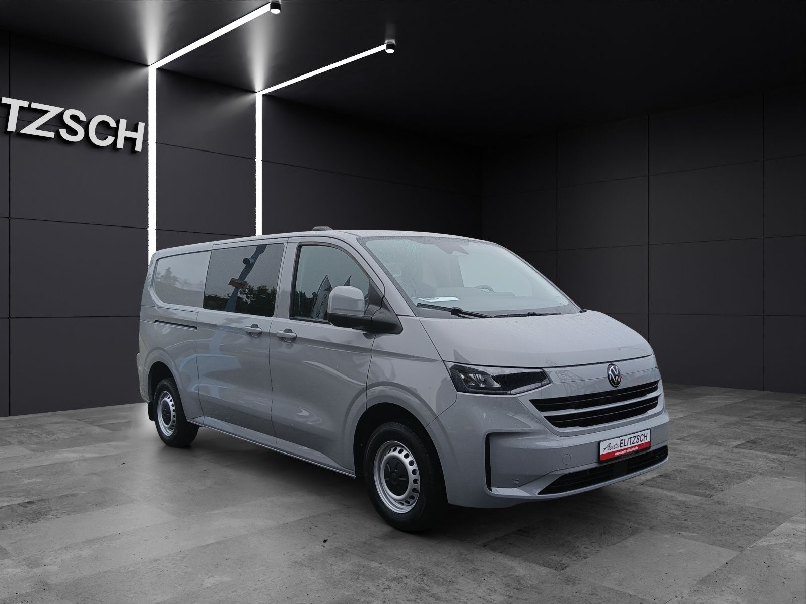 Fahrzeugabbildung Volkswagen T7 Transporter TDI Kasten Plus LR Kabine 5-Si RF