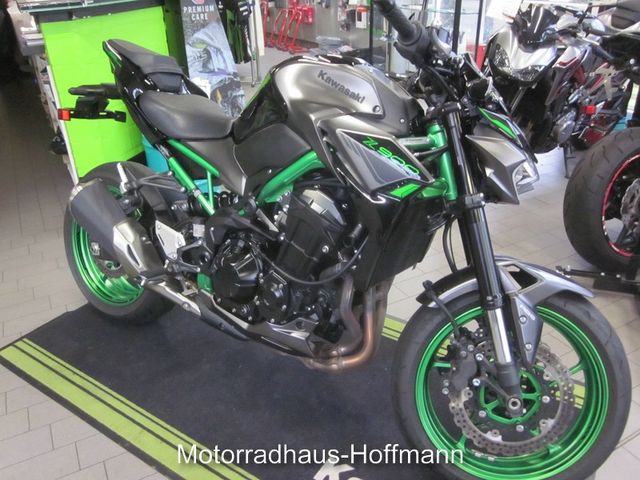 Kawasaki Z900  erst 6080Km mit Werksgarantie!!