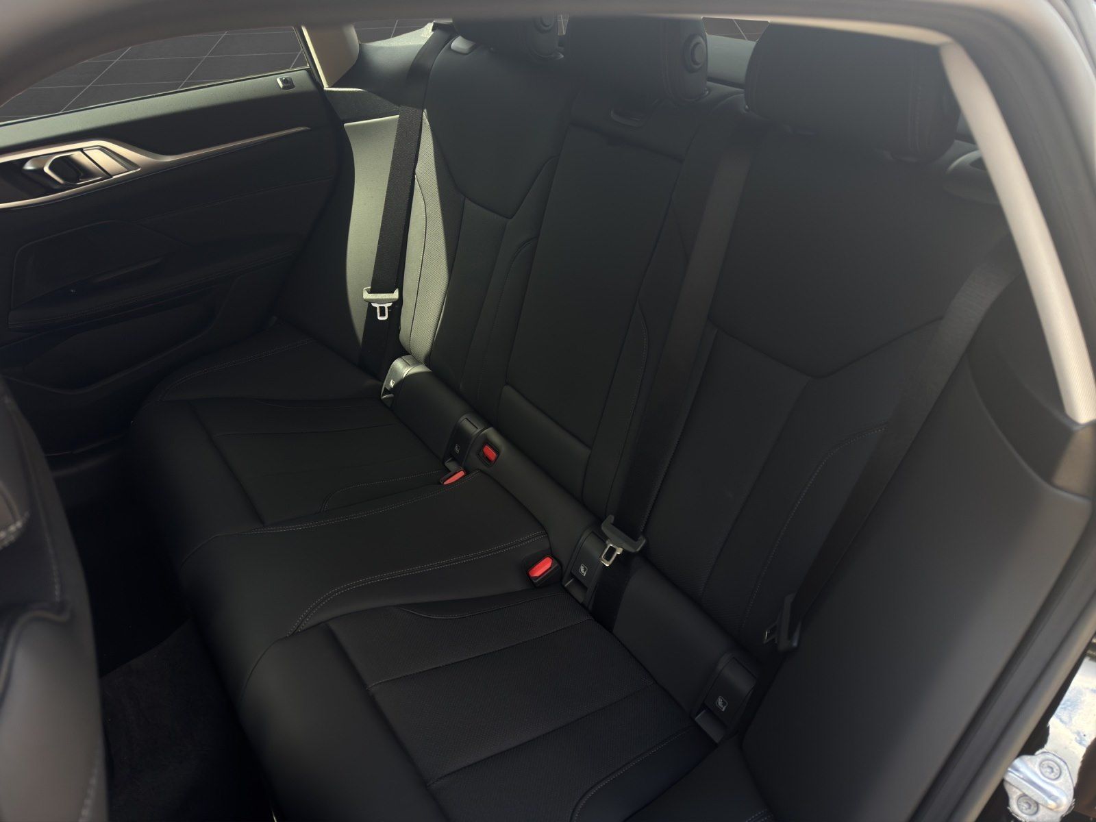 BMW i4 - Bild 13