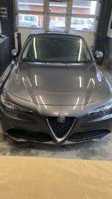 Alfa Romeo Giulia Super 2HD Klima AT8 automatik Getriebe Q4 - Alfa Romeo mit Diesel-Antrieb
