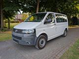 Volkswagen T5 AHK Klima 8Si. Kamera Service Neu TÜV 08.27 - Volkswagen T5: 8 Sitzer
