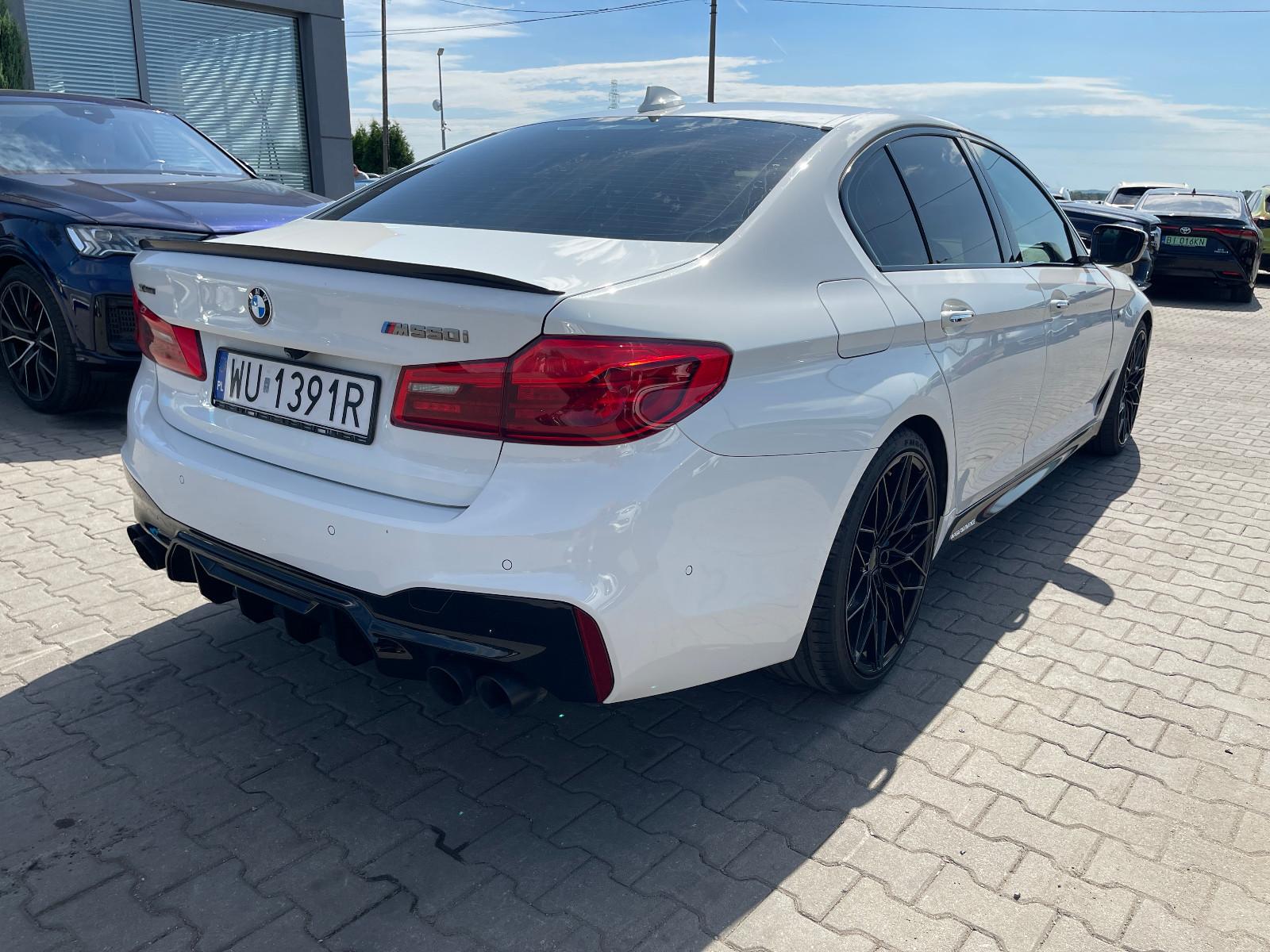 BMW M550i xDrive A M Sport